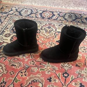 Bear paw toddler girl size 8 black winter boots